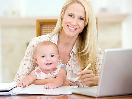 How to make money for mom on maternity leave